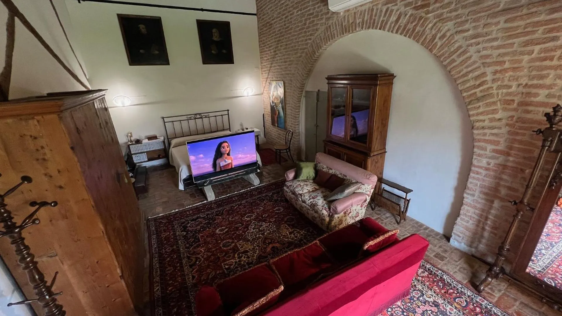 Big Scuderia Country Mansion 5500Squarefeet Vila San Pietro Viminario