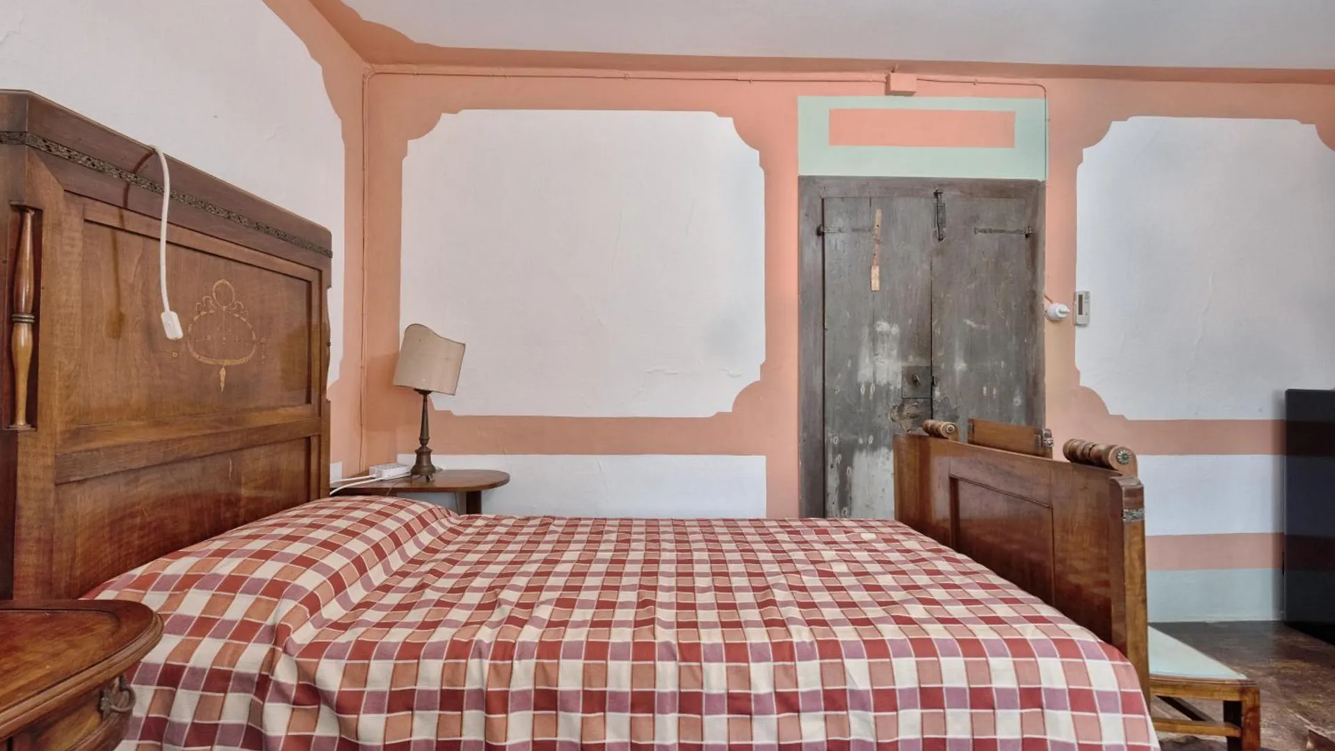 Villa Big Scuderia Country Mansion 5500Squarefeet San Pietro Viminario