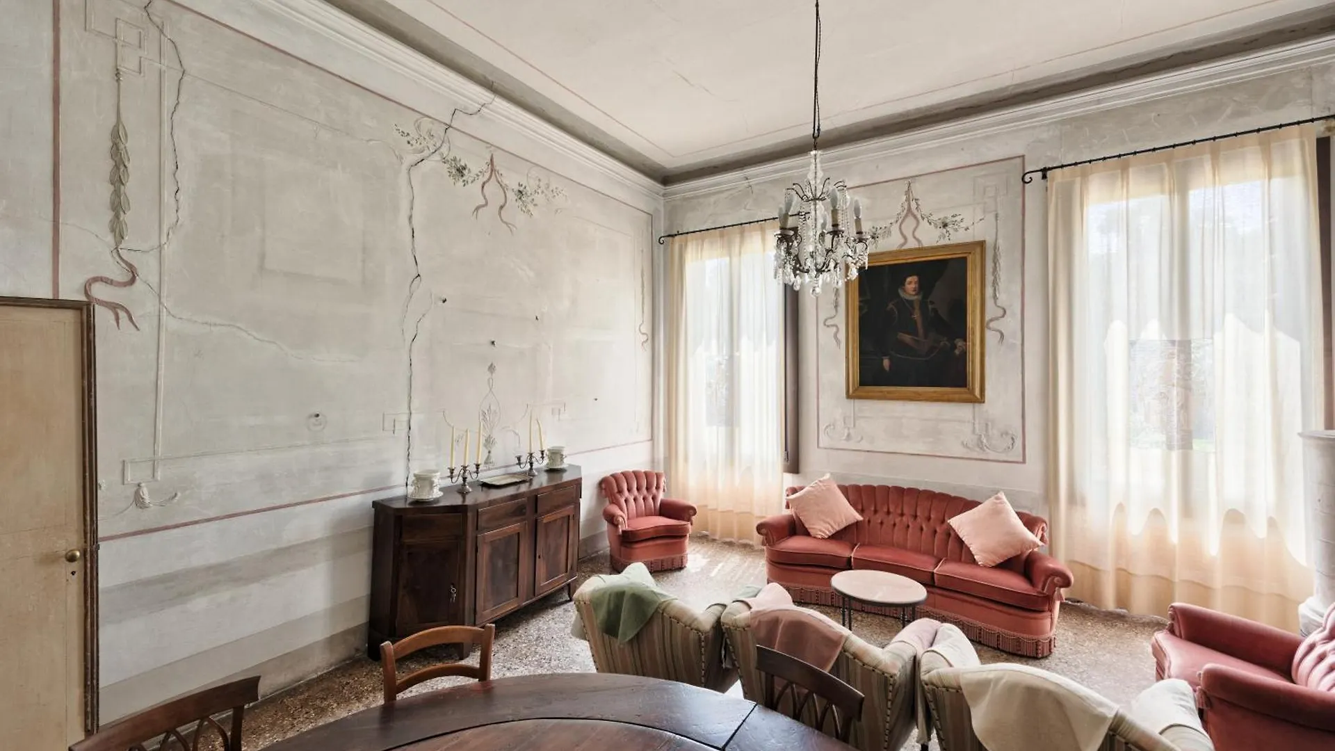Villa Big Scuderia Country Mansion 5500Squarefeet à San Pietro Viminario